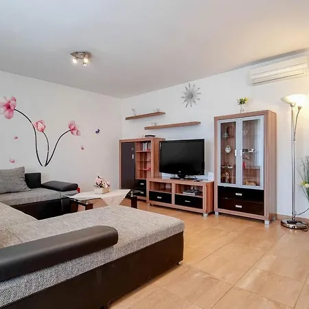 Mark Apartment Novigrad (Istria)