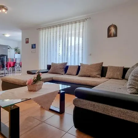 Apartment Mark *